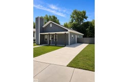 403 Voorheis Street, Pontiac, MI 48341