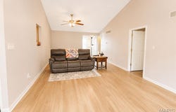1024 Pin Oak Drive, Warrenton, MO 63383