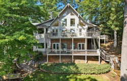 320 Halespoint, Moneta, VA 24121