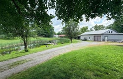 1036 Dye Rd, Clarkrange, TN 38553-5169