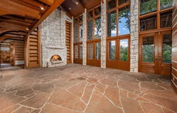 206 Rolling Hill Drive, La Grange, TX 78945