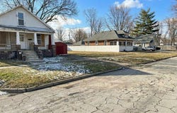 2516 Pine Avenue, Mattoon, IL 61938