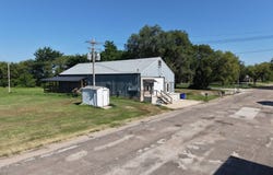 119 N Railroad Ave, Glasco, KS 67445
