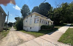 211 Hickory Street, Munising, MI 49862