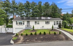 4 Monroe St, Lawrence, MA 01843