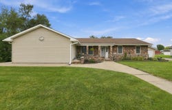 24368 Sylvan Avenue, Brownstown, MI 48134