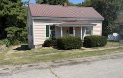 402 E HOWARD Street, California, MO 65018