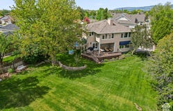 1436 E VINE St S, Murray, UT 84121