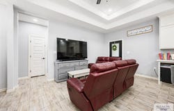 806 S REYNOLDS RD, RIO HONDO, TX 78583