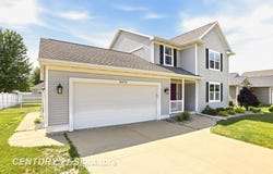 8433 Waxwing Drive, Freeland, MI 48623