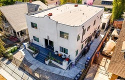 324 W 51st St, Los Angeles, CA 90037