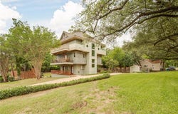 1015 E 24th Street, Bryan, TX 77803