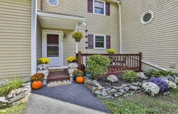 212 Raymond Road, Nottingham, NH 03290