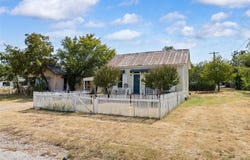 904 Ave F, Cisco, TX 76437
