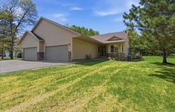 24175 White Pine Drive, Nisswa, MN 56468