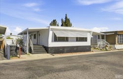 852 E Grangeville Boulevard, Hanford, CA 93230