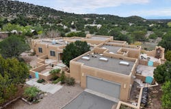 24 Calle Electra, Santa Fe, NM 87508