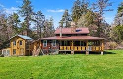 1636 Narrows Rd., Howard, PA 17751