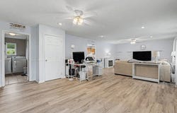 117 Bertha Lane, Jacksboro, TN 37757