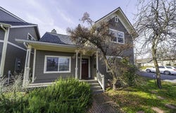 563 Rock Street, Ashland, OR 97520