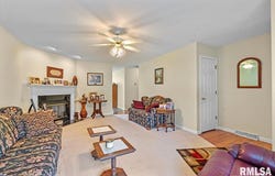 3206 SEQUOIA Drive, Springfield, IL 62712