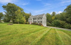 48 Bald Hill Road, Raymond, NH 03077