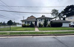 36 Monroe Place, Hempstead, NY 11550