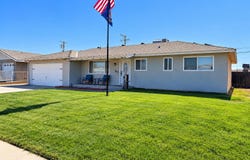 89 W Spring Lane, Lemoore, CA 93245