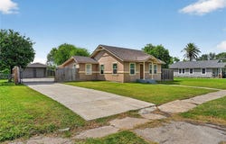 407 Fetick Avenue, Taft, TX 78390