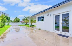 2247 NW 2nd St, Miami, FL 33125