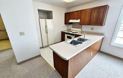 1806 Main Street, Gowrie, IA 50543