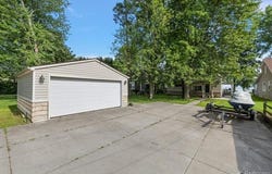 38292 Murdick Drive, New Baltimore, MI 48047