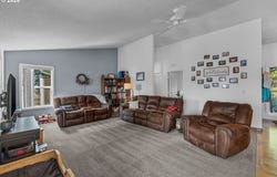 2085 SE SAGEBRUSH Dr, Madras, OR 97741