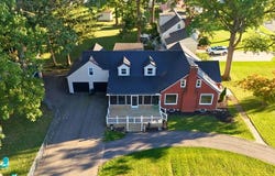 805 Maplewood, Willard, OH 44890