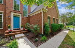 2 SENECA FOREST Court, GERMANTOWN, MD 20876