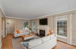 2158 Fleetwood Drive, Grosse Pointe Woods, MI 48236