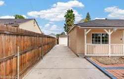 7032 Crebs Avenue, Reseda, CA 91335