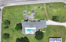 57 Tillery, Port Lavaca, TX 77979
