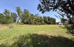 N Park, Leonard, TX 75452