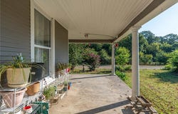 1072 E Magazine ST, Booneville, AR 72927