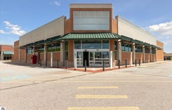 1420 Wright Avenue, Alma, MI 48801