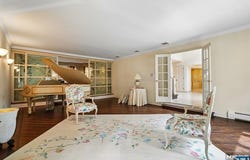 66 Adams Drive, Cresskill, NJ 07626