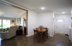122 Eagle Pointe Dr, New Eagle, PA 15067