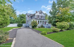 412 Glenmary Avenue, Leonardo, NJ 07737