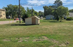 1202 N Prairie Ave, Sioux Falls, SD 57104