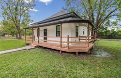 175 W 3rd Street, Holt, MO 64048