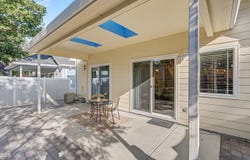 292 Meadow Drive, Ashland, OR 97520