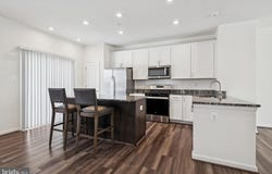 7812 WOLF RUN Lane, SEVERN, MD 21144