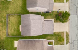 2322 Middle View Drive, Columbus, IN 47201