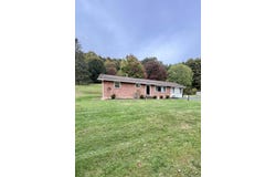 209 Main St, DANIELS, WV 25832